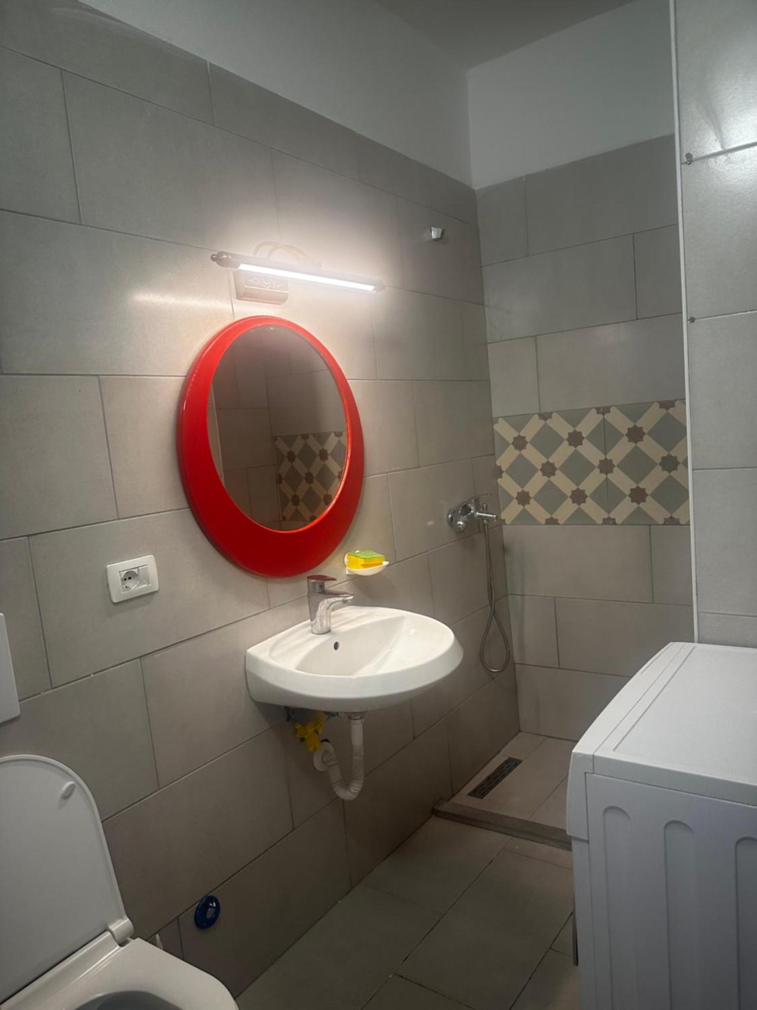 King Apartment Durres