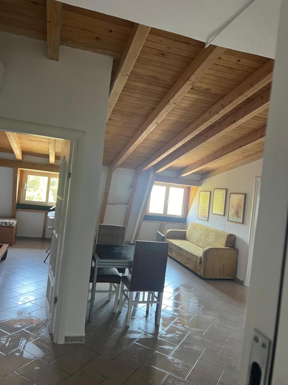 King Apartment